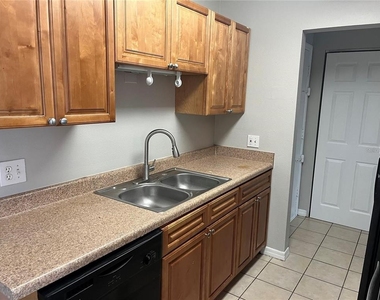 1695 Lee Road - Photo Thumbnail 9