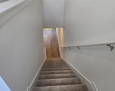 1569 Plank Place - Photo Thumbnail 23