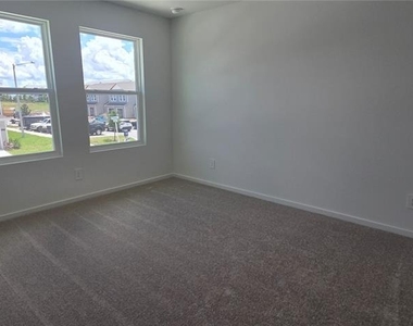 1569 Plank Place - Photo Thumbnail 10