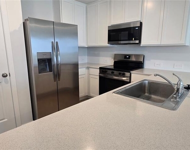 1569 Plank Place - Photo Thumbnail 5