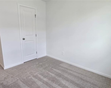 1569 Plank Place - Photo Thumbnail 18