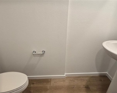 1569 Plank Place - Photo Thumbnail 7