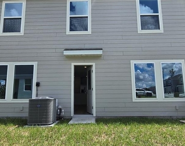 1569 Plank Place - Photo Thumbnail 26