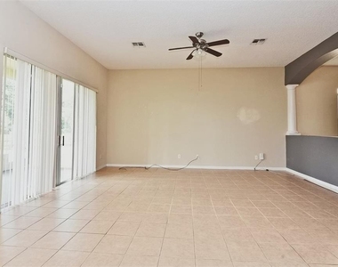 5911 Winchester Isle Road - Photo Thumbnail 12