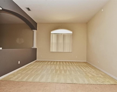 5911 Winchester Isle Road - Photo Thumbnail 4