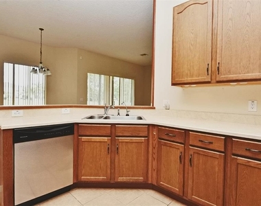 5911 Winchester Isle Road - Photo Thumbnail 7