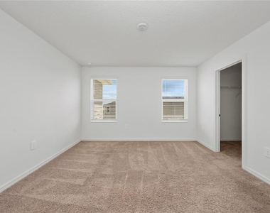 9425 Westside Hills Drive - Photo Thumbnail 14