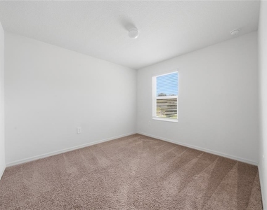 9425 Westside Hills Drive - Photo Thumbnail 17
