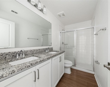 9425 Westside Hills Drive - Photo Thumbnail 21
