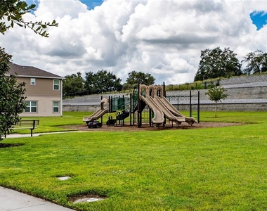 9425 Westside Hills Drive - Photo Thumbnail 27