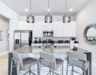 7770 Sandy Ridge Drive - Photo Thumbnail 5