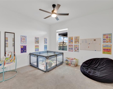 473 Archway Place - Photo Thumbnail 15