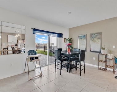 473 Archway Place - Photo Thumbnail 5