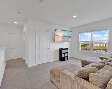 473 Archway Place - Photo Thumbnail 16