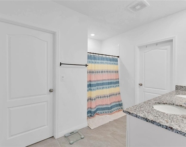 473 Archway Place - Photo Thumbnail 9