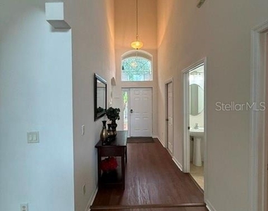 1050 Tourmaline Drive - Photo Thumbnail 2