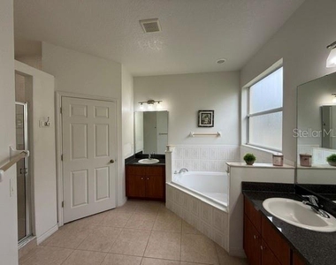 1050 Tourmaline Drive - Photo Thumbnail 19