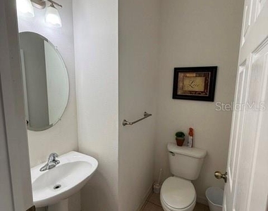 1050 Tourmaline Drive - Photo Thumbnail 10