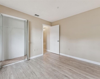 683 Post Oak Circle - Photo Thumbnail 27
