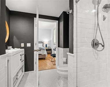 322 E Central Boulevard - Photo Thumbnail 20