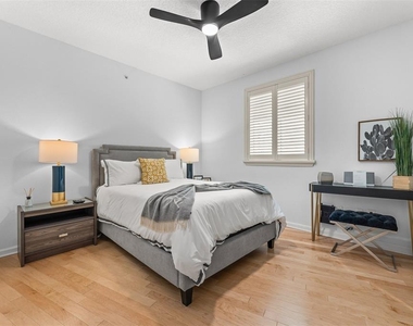 322 E Central Boulevard - Photo Thumbnail 17