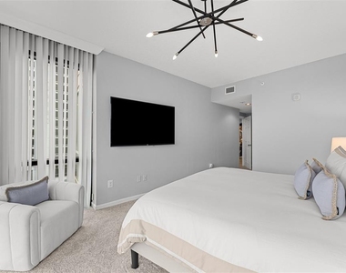 322 E Central Boulevard - Photo Thumbnail 30