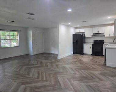 278 Brandy Hills Drive - Photo Thumbnail 2