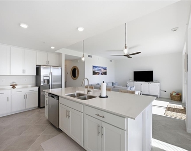 17600 Opal Sand Drive - Photo Thumbnail 12