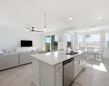 17600 Opal Sand Drive - Photo Thumbnail 11