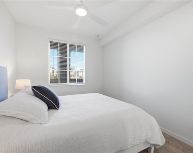 17600 Opal Sand Drive - Photo Thumbnail 29