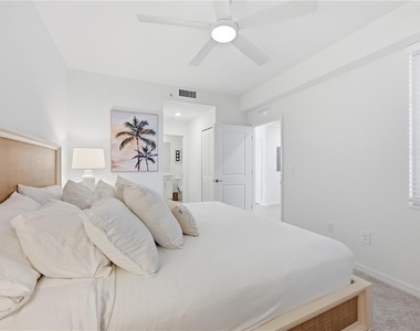 17600 Opal Sand Drive - Photo Thumbnail 24