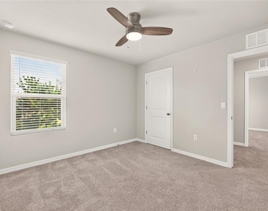 13633 Nw 14th Place - Photo Thumbnail 44