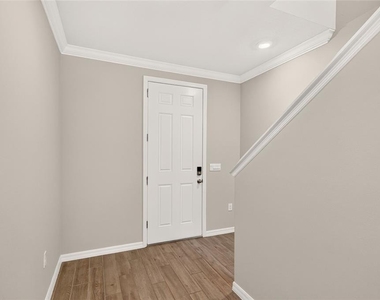 13633 Nw 14th Place - Photo Thumbnail 6
