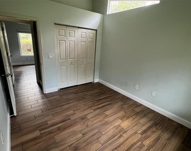 4617 Nw 21st Street - Photo Thumbnail 18