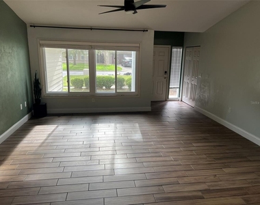 4617 Nw 21st Street - Photo Thumbnail 5