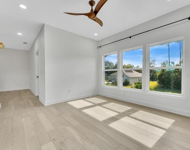 10468 Sw 32nd Avenue - Photo Thumbnail 26