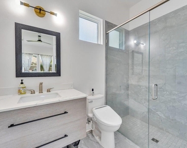 10468 Sw 32nd Avenue - Photo Thumbnail 30