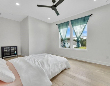 10468 Sw 32nd Avenue - Photo Thumbnail 25