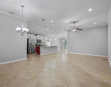 39 Auberry Drive - Photo Thumbnail 3
