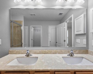 39 Auberry Drive - Photo Thumbnail 16