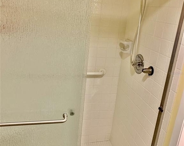 19505 Quesada Avenue - Photo Thumbnail 24