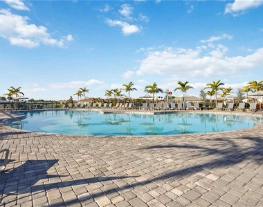 15941 Clear Skies Place - Photo Thumbnail 42