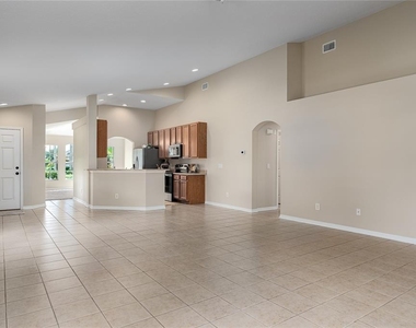 5231 119th Terrace E - Photo Thumbnail 12