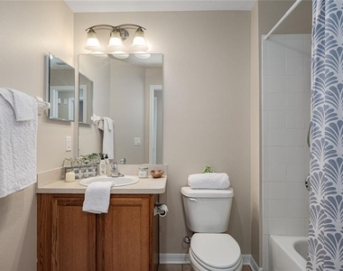 5231 119th Terrace E - Photo Thumbnail 9
