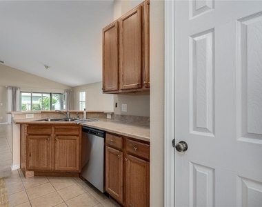 5231 119th Terrace E - Photo Thumbnail 8