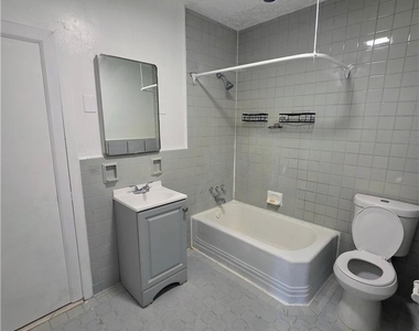 102 N 8th Street - Photo Thumbnail 7