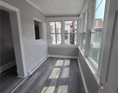 104 N 8th Street - Photo Thumbnail 7