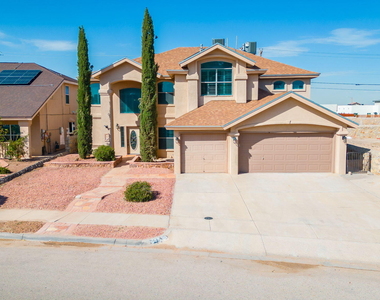 695 Paseo Del Mar Drive - Photo Thumbnail 2