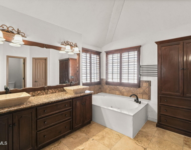 695 Paseo Del Mar Drive - Photo Thumbnail 40