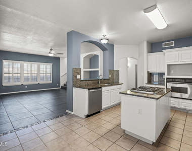 695 Paseo Del Mar Drive - Photo Thumbnail 36